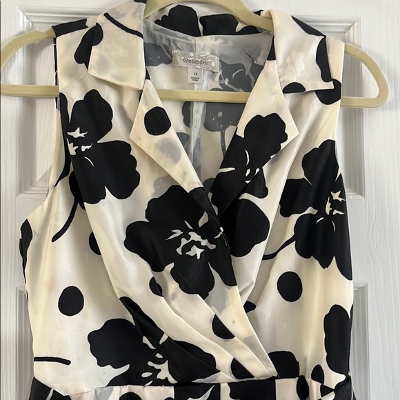 Dress Barn Black and White Floral Midi Dress sz 12 - Picture 2 of 5